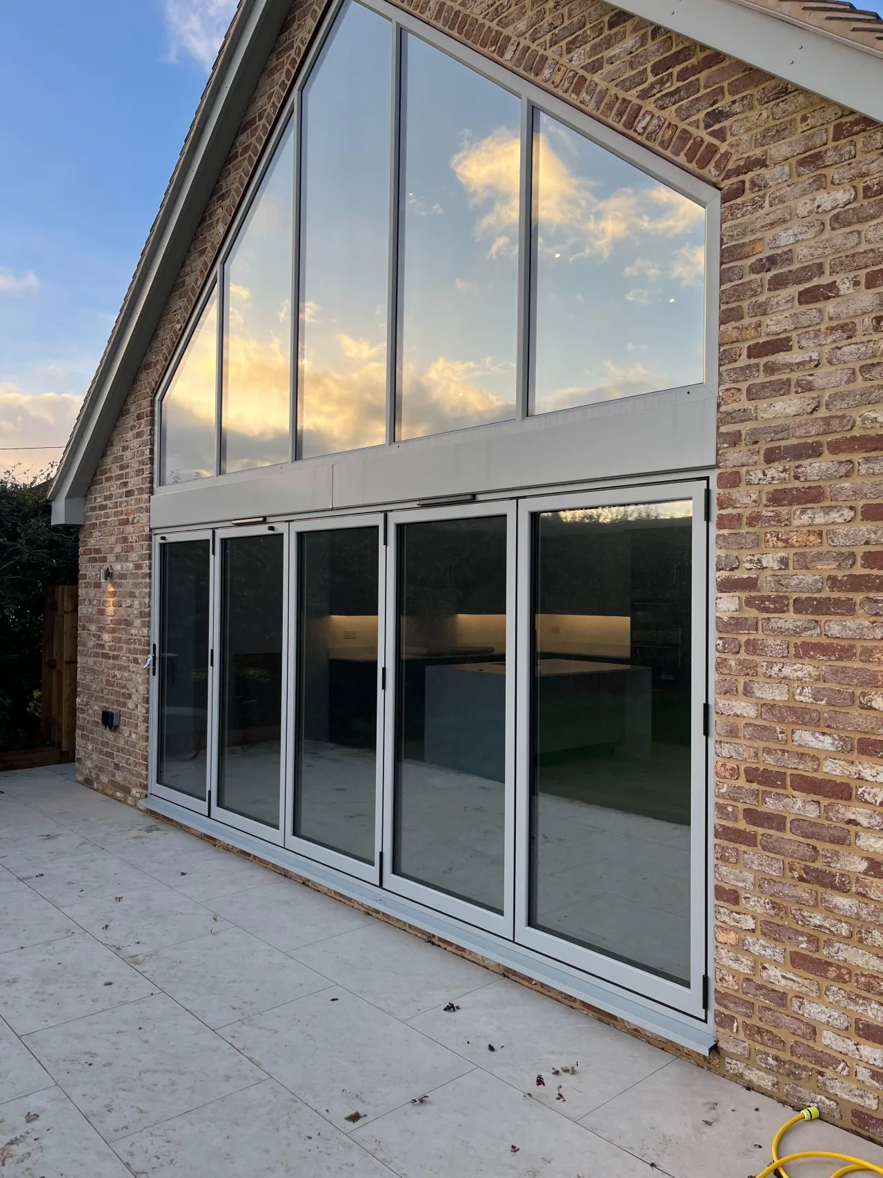 IDEAL FOR SUN-EXPOSED COMMERCIAL GLAZING