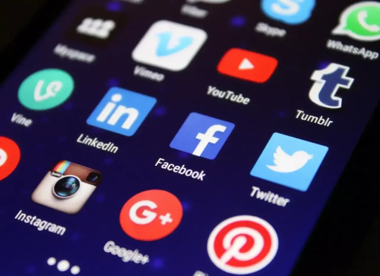 How Do Social Media Ads Target You?