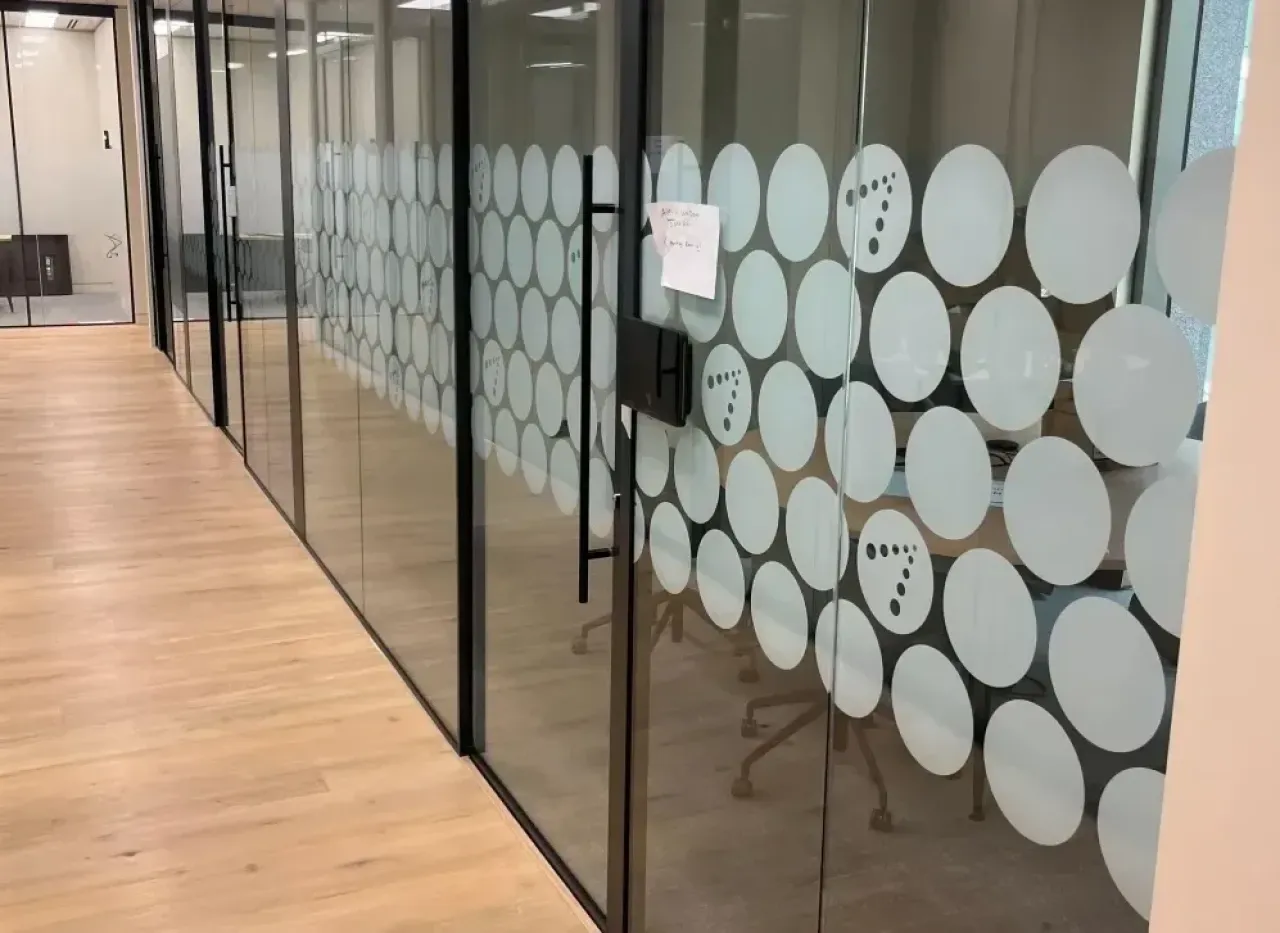 Glass Manifestation Regulations UK: What Businesses Need to Know
